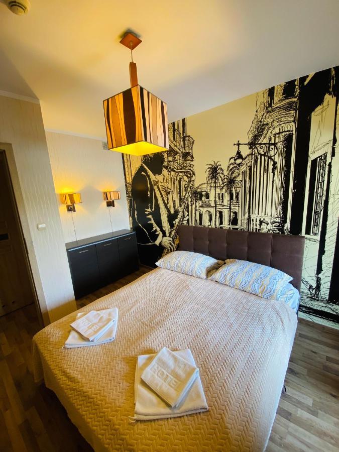 Pokoje Goscinne Pod Jabloniami Augustów Eksteriør bilde